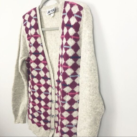 ACT III | Vintage Wool Argyle Cardigan Sweater L - Picture 2 of 10